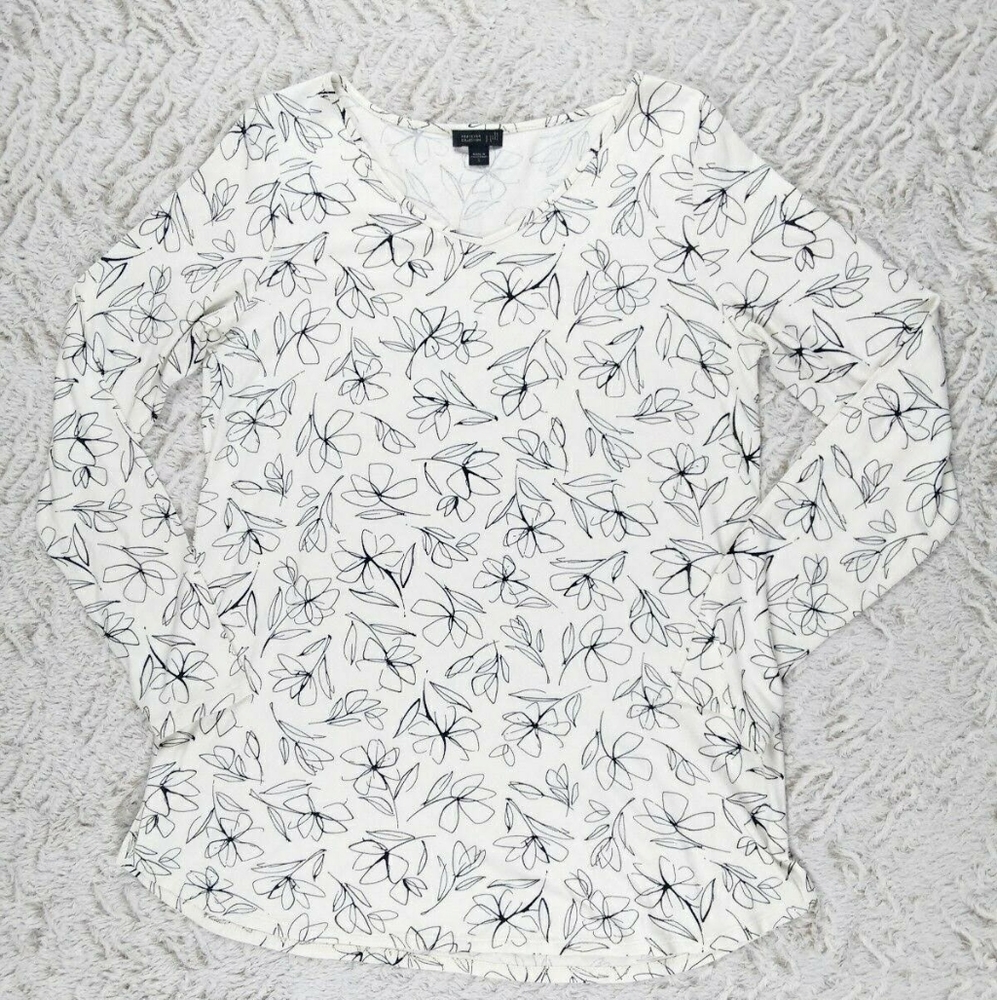 J. JILL Off White/Black Floral Stretch Top